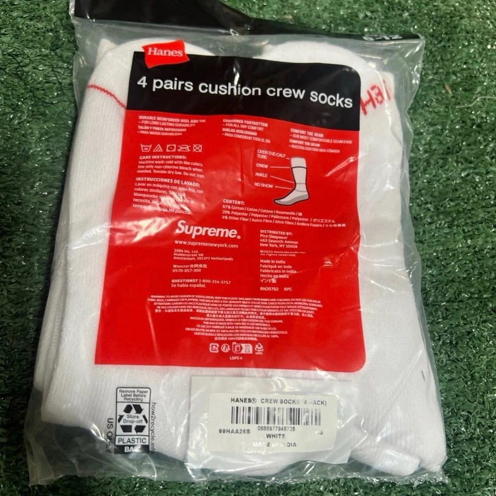 Hanes x Supreme White Cushion Crew Socks - 4 Pack